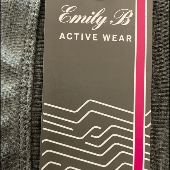 Emily B Active Wear - Picture 3 of 5